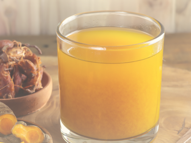 Manfaat dan Segarnya Jamu Kunyit Asam Jaba Usada