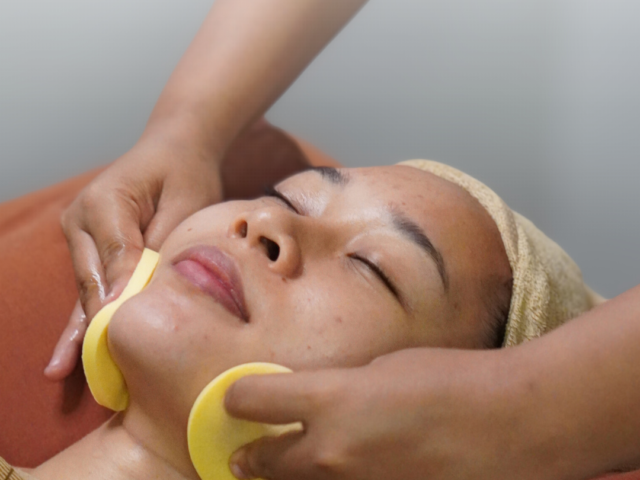 Kenapa Face Massage Penting untuk Kulit Lebih Sehat dan Glowing?